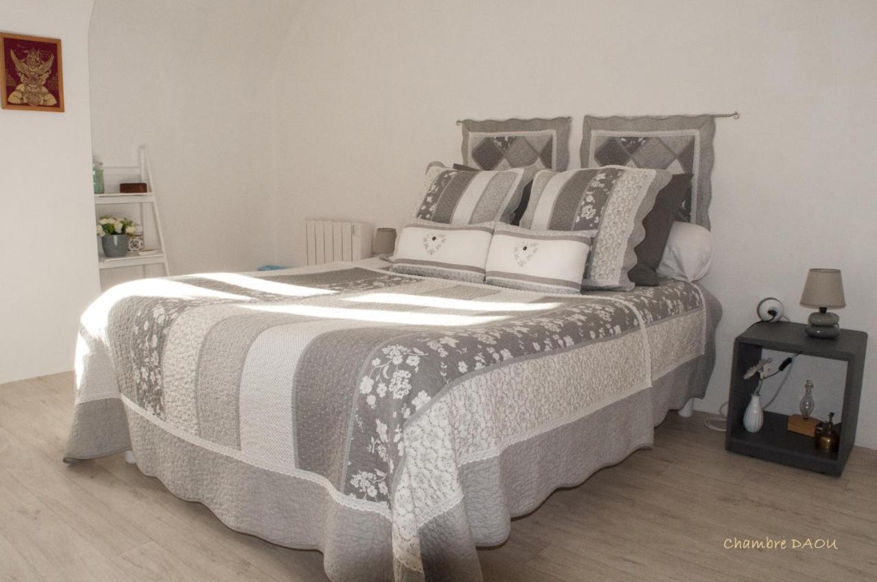 Ty Daou Gwez Bed & Breakfast Irodouer Ngoại thất bức ảnh